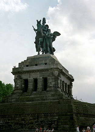 Kaiser-Wilhelm-Denkmal: 