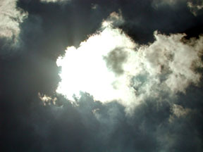 Sonne hinter Wolken (dunkel): 