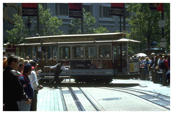 Turntable: Sep 3rd, 1999: Cable car turntable at the corner of Powell Street and Market Street. (002)